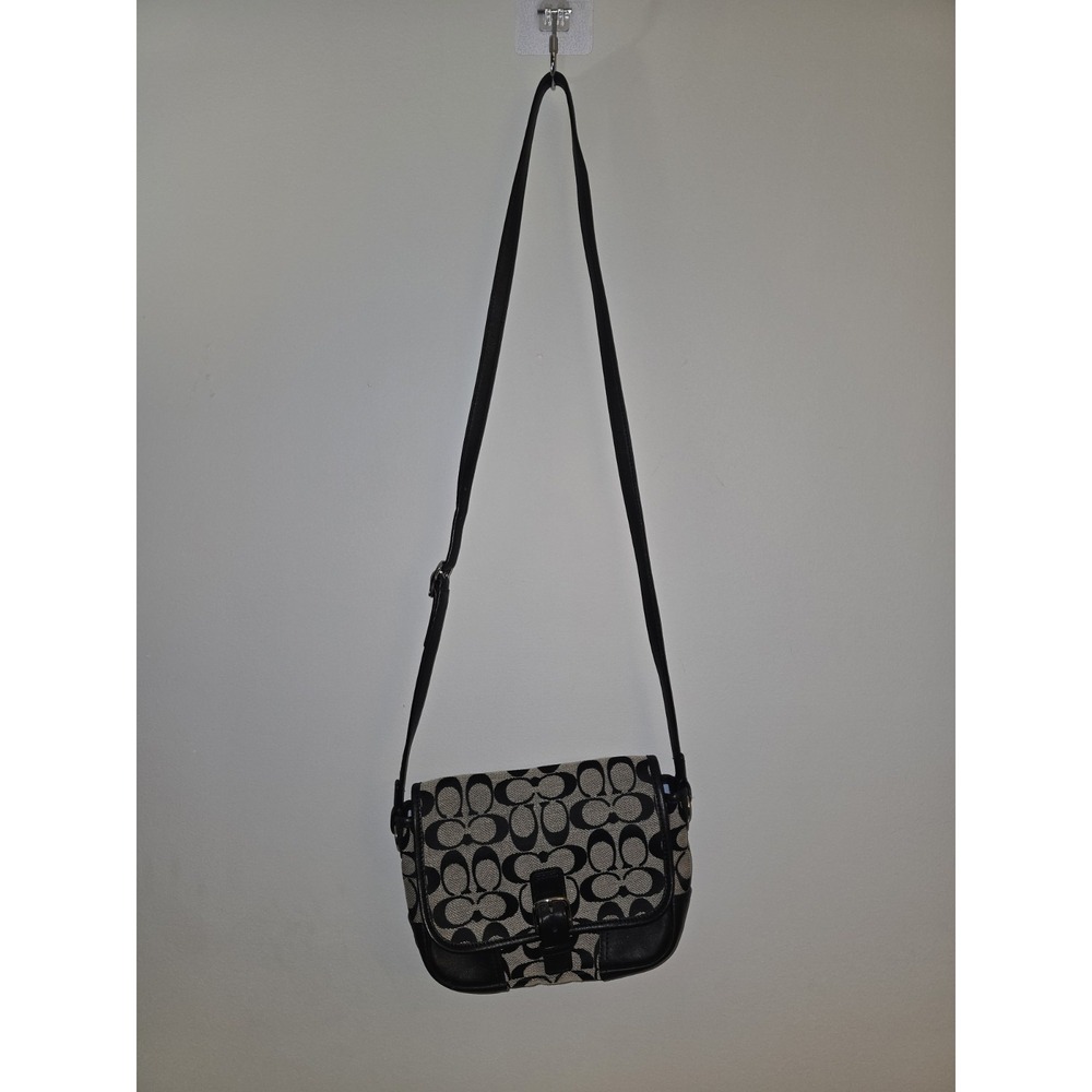 Coach Hadley Signature Field Bag Style F30601